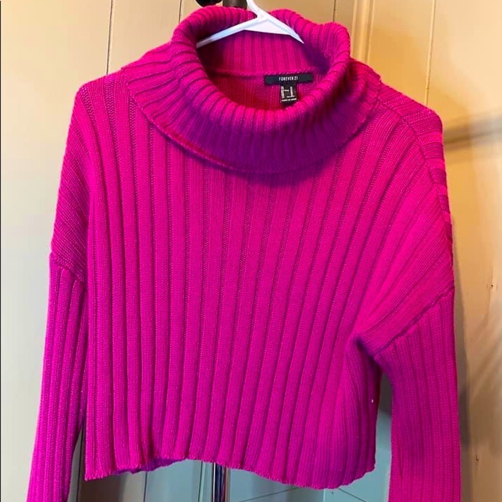 Cropped sweater